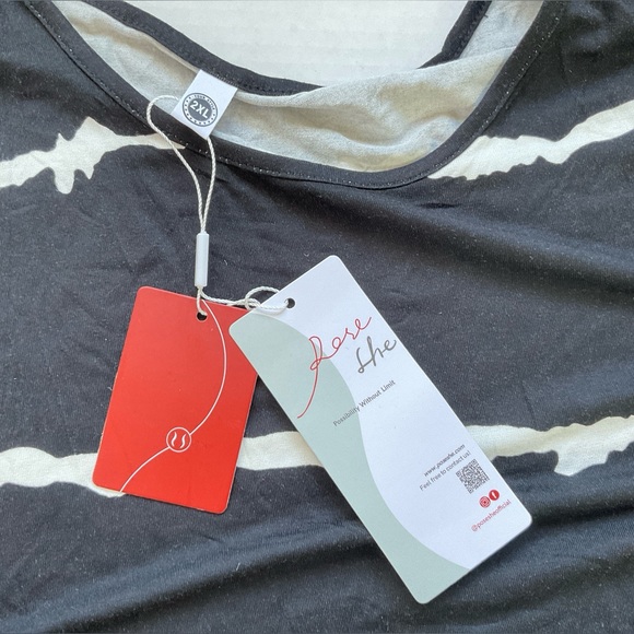 Summer Dress Black & White Horizontal Stipes With Pockets “Pose She” 2XL Pockets - Picture 2 of 6